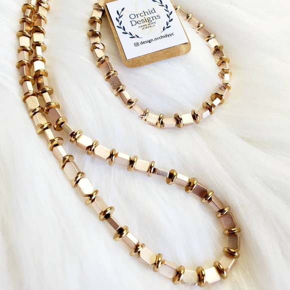 Set Necklace and Bracelet - Picture 3 of 3